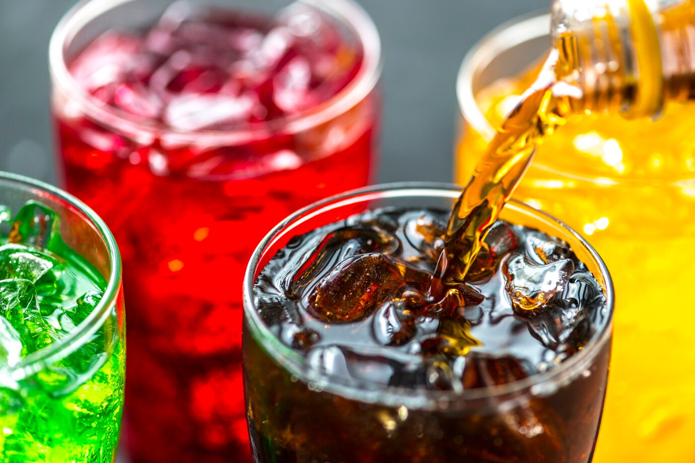bebidas gaseosas coloridas macro disparo 53876 18225